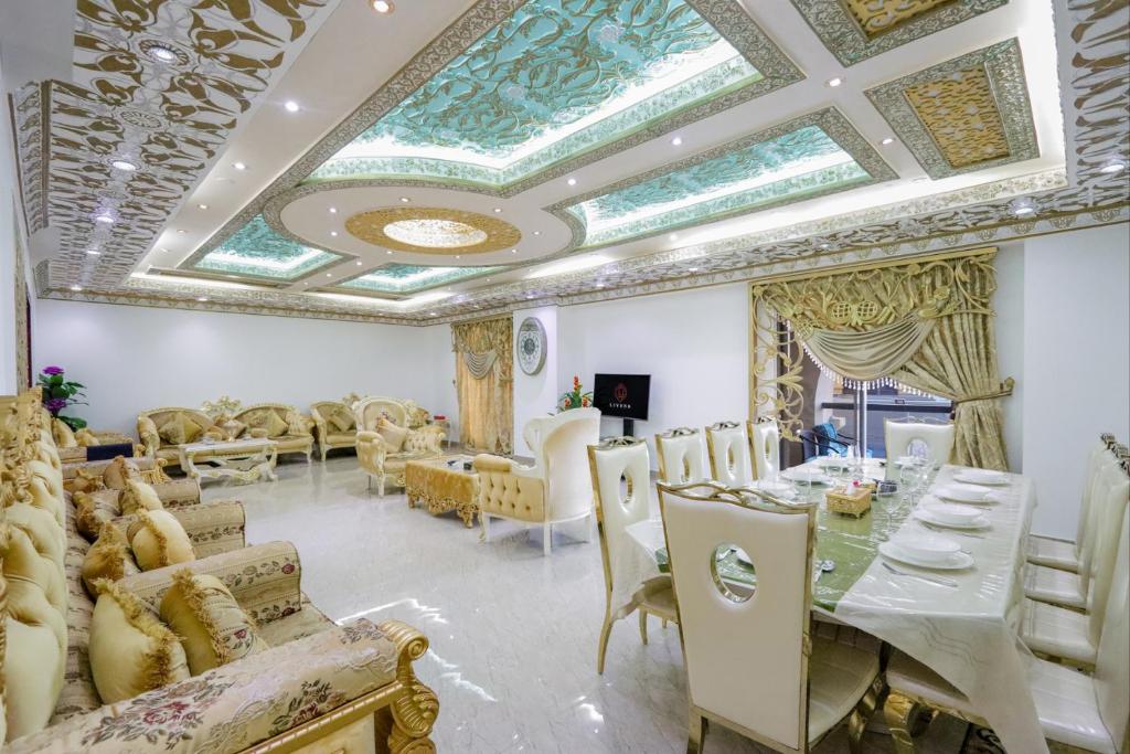 Livbnb – Upgraded 3+1 BR Suite Near Beach in JBR the Walk