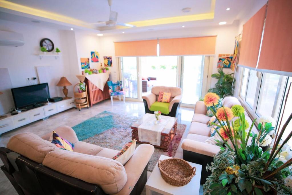 Chalet At Hacienda Bay- North Coast – Alamien – هاسيندا باي – العلمين – الساحل الشمالي