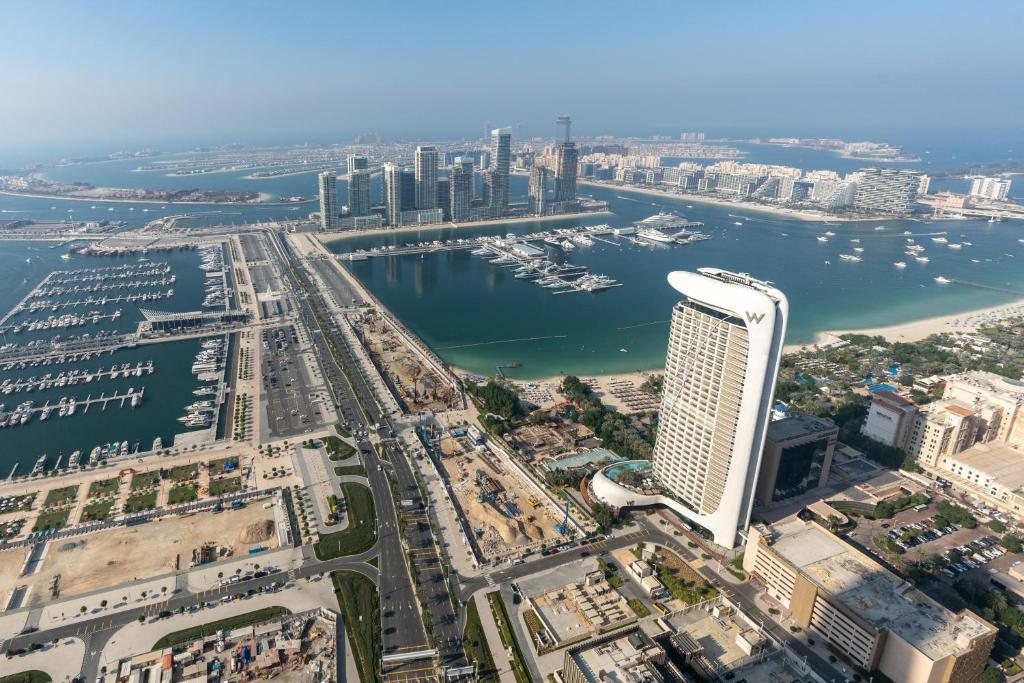 Lux BnB Princess Tower Palm Ocean Views