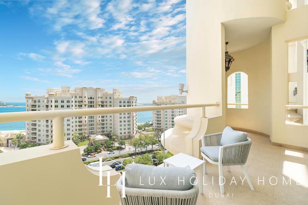 LUX The Shoreline Palm Island Penthouse