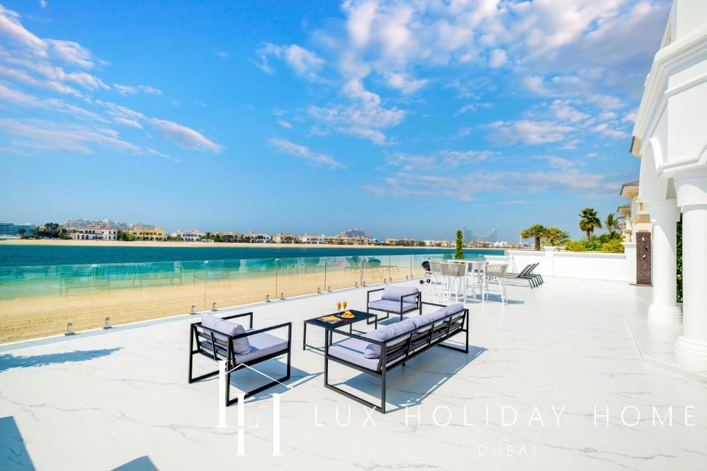 LUX The Ultimate Island Palm Villa