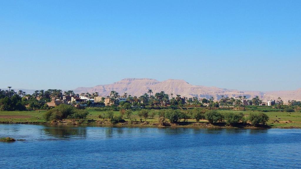 Luxor west bank
