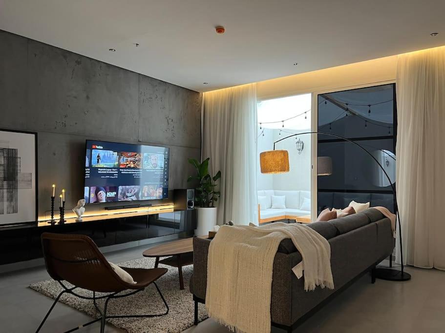 Luxurious Condo in Ar Rabi Self Check-in