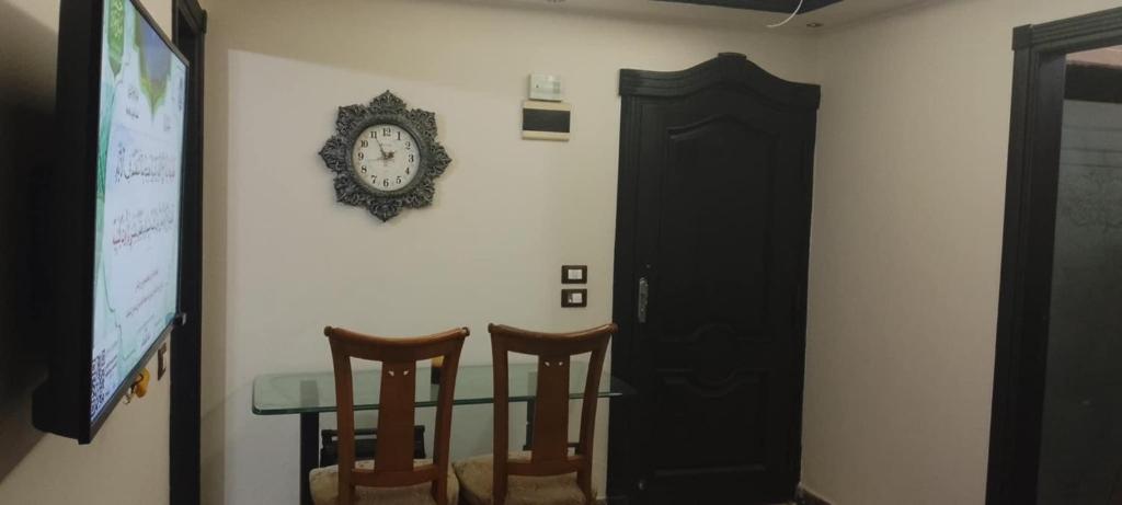 Enjoy modern lovely entire studio in a fancy building with Free Wi-Fi & AC and Flat screen TV in Loran in the heart of Alexandria