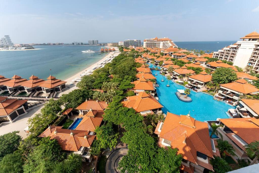 Luxury Apartment Mina Azizi Palm Jumeirah-Private Beach