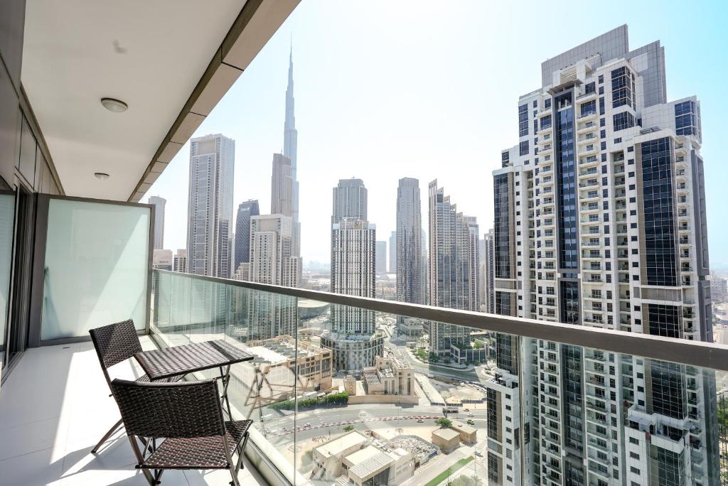 Luxury Apartment burj khalifa & city view