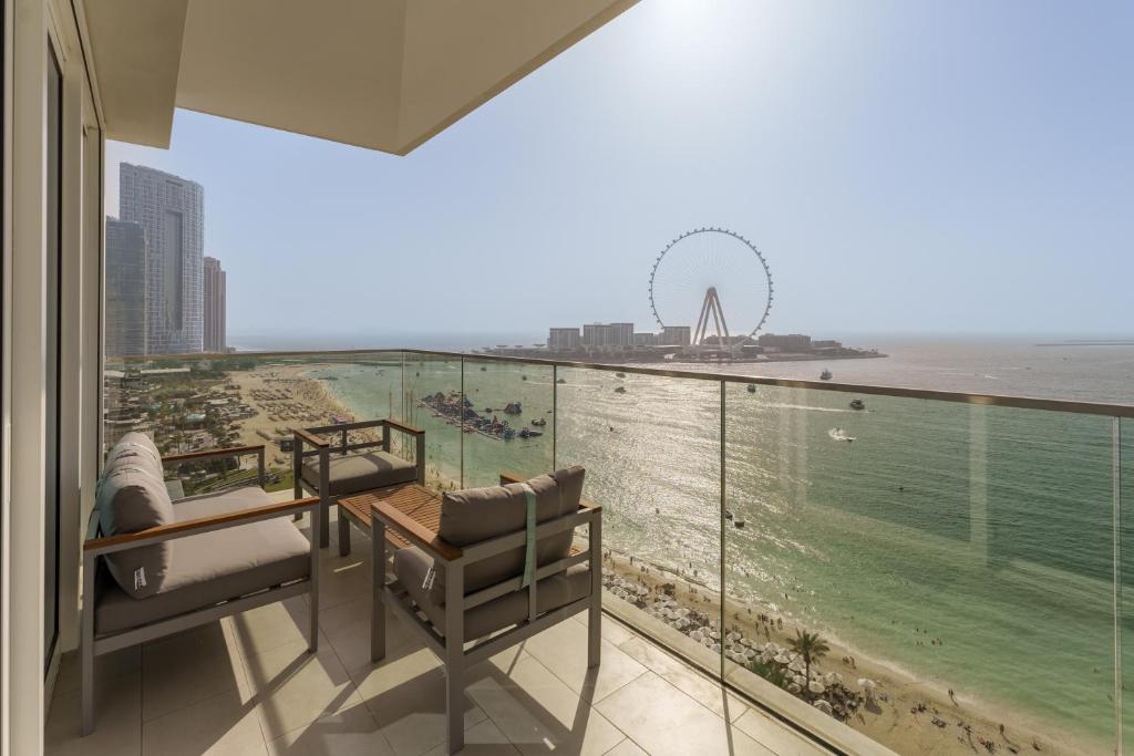 Maison Privee - Seaside JBR Living w/ Open Sea & Bluewaters Views