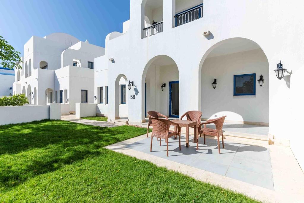Marassi Greek Village – BIRD NEST