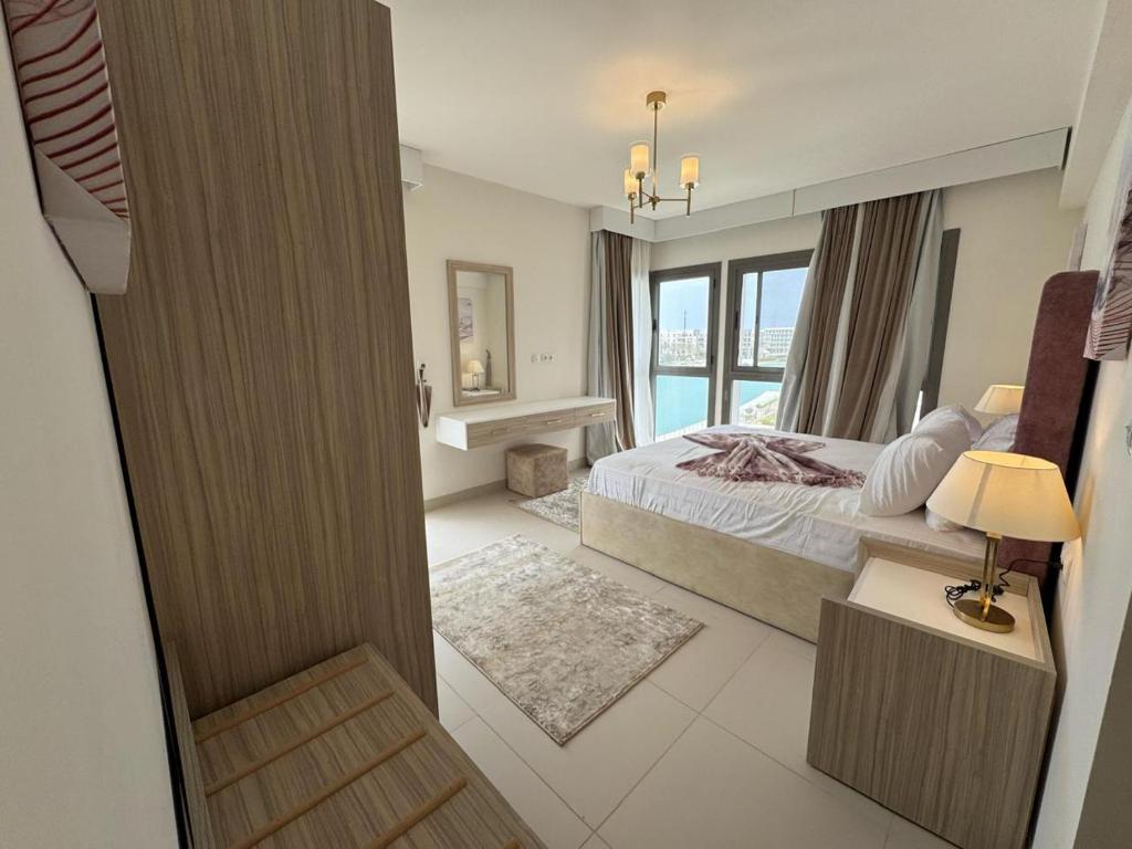 Marassi Marina Canal view Penthouse-6R-302