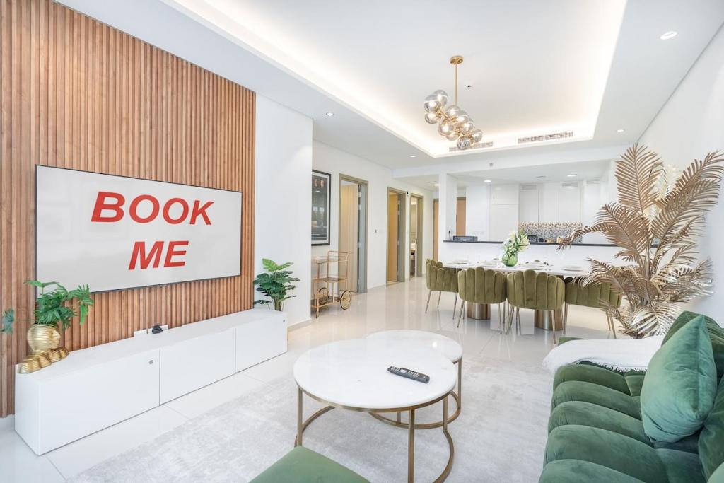 Modern 2BR apartment perfect for 4 in Business Bay