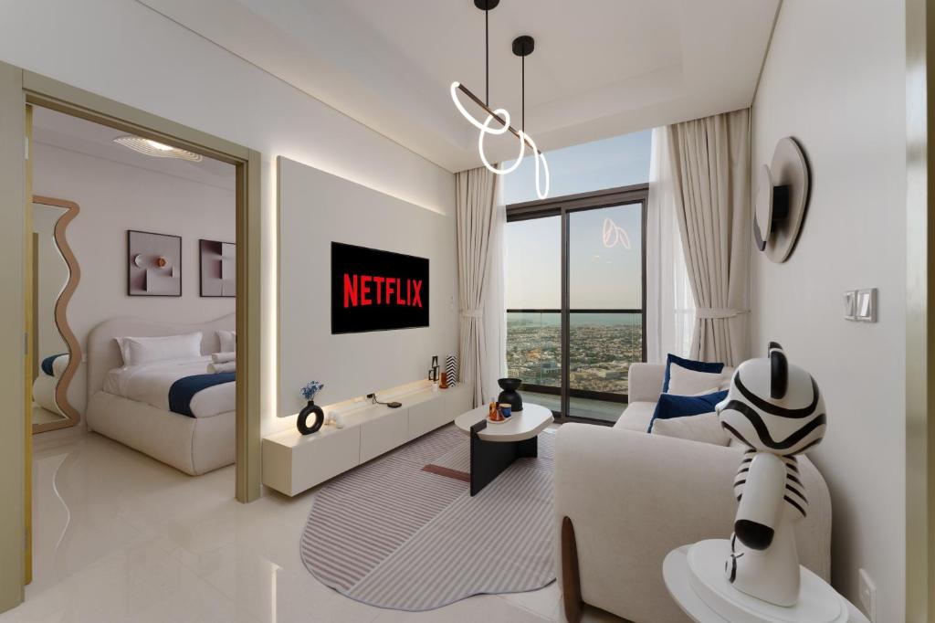 Aykon City - Modern 2BR - 5min Dubai Mall