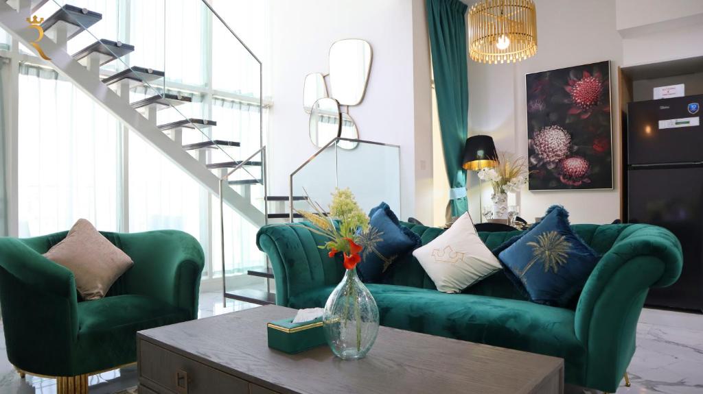 Modern City Duplex 2BR apartment in Masdar City