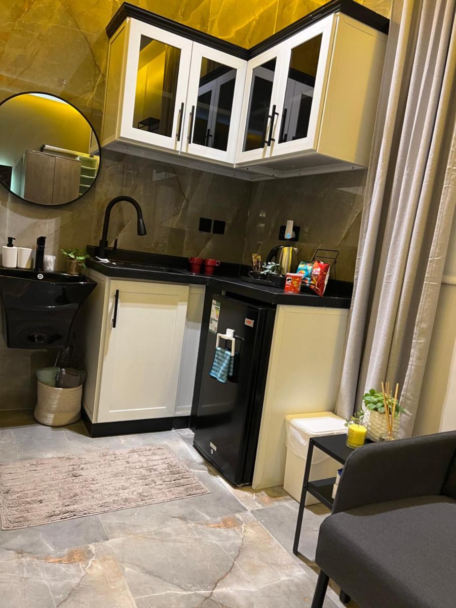 أستوديو غرفة و حمام وركن مطبخ modern studio in Riyadh