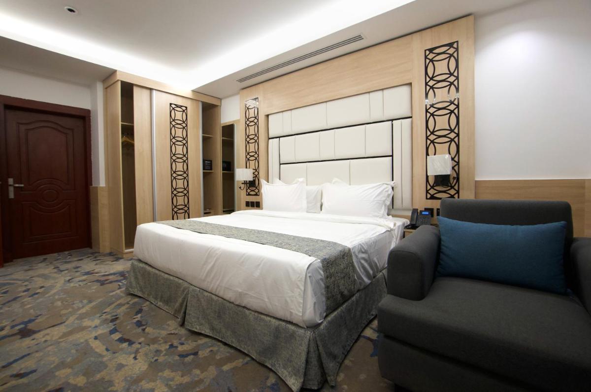 Mora hotel