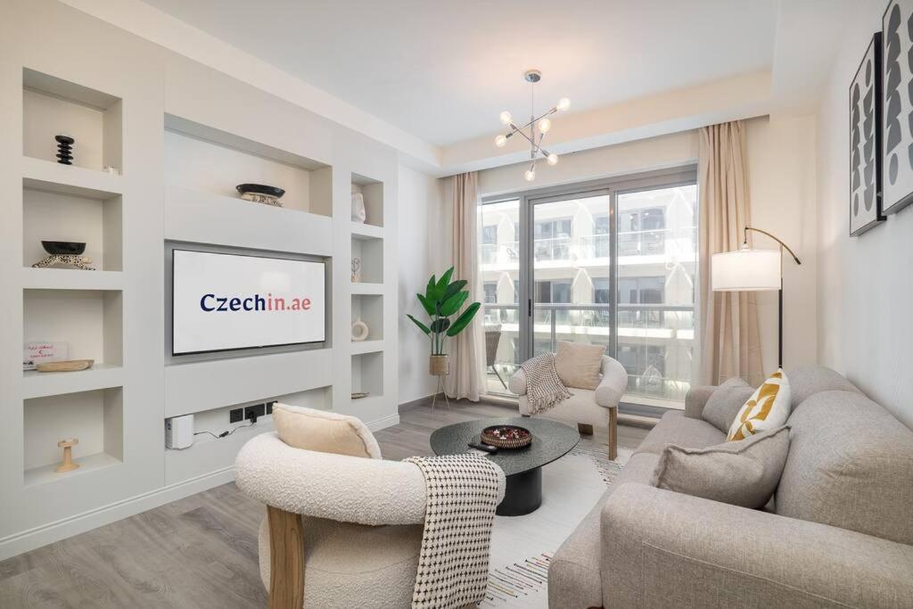NEW Listing & Just Renovated & Beach Laguna & Czechin