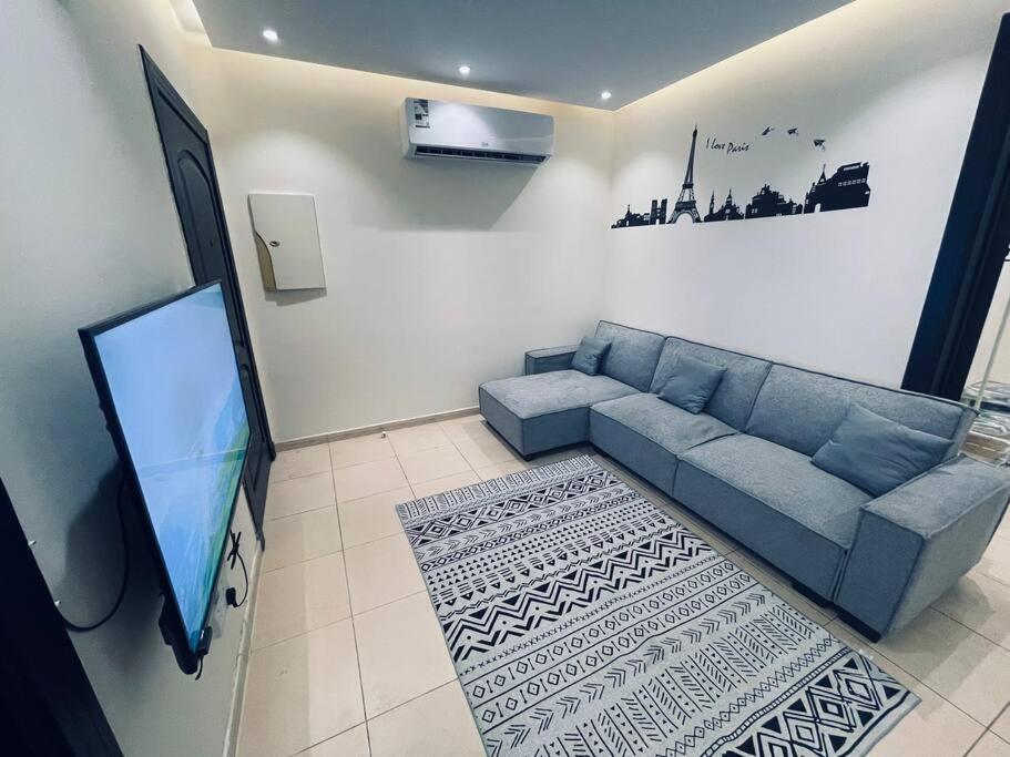 Roof apartment self entry