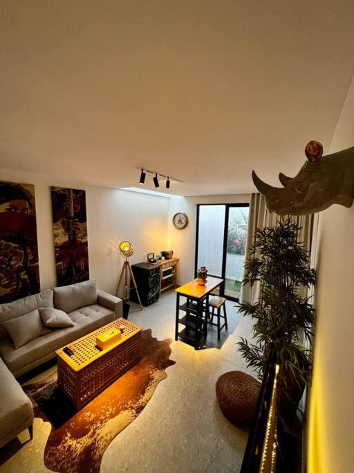 Onyx residence