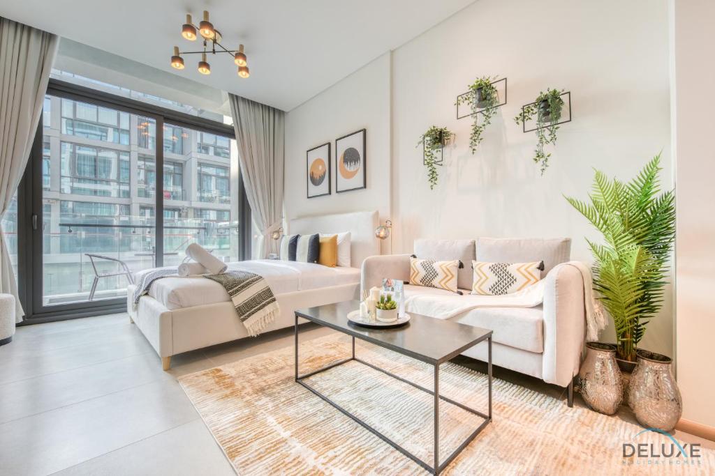 Opulent Studio at Signature Livings South JVC By Deluxe Holiday Homes