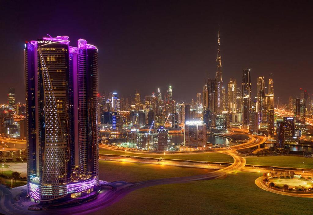 Paramount Towers - Elegant Home