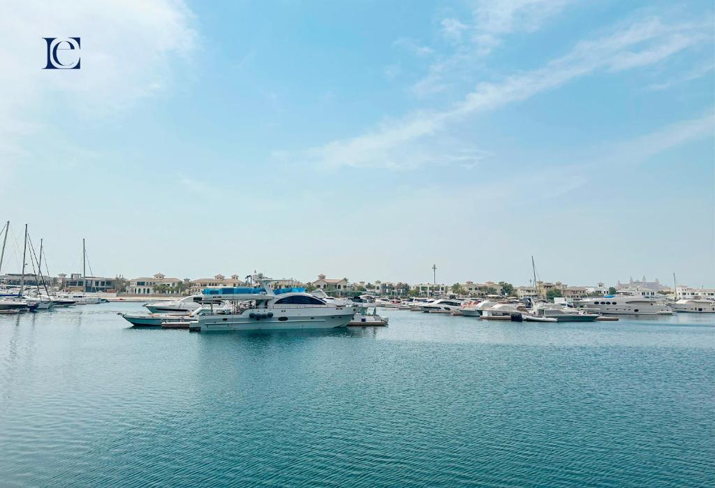 Luxury Escapes – Premium 3BR – Partial Sea View The Palm – Near Nakheel Mall & Mono Rail – OCEANA