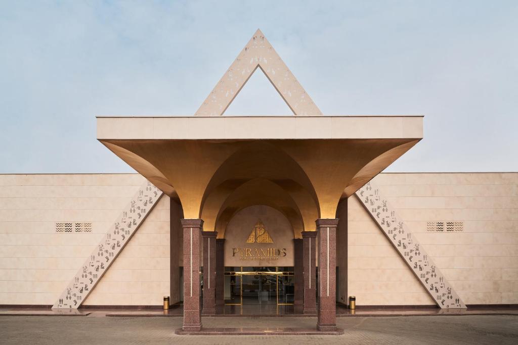 Pyramids Park Resort Cairo