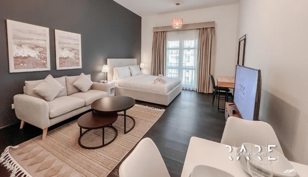 Rare Holiday Homes - Mediterranean Cluster - Near the metro - Discovery Garden - Building# Med 49 - R411