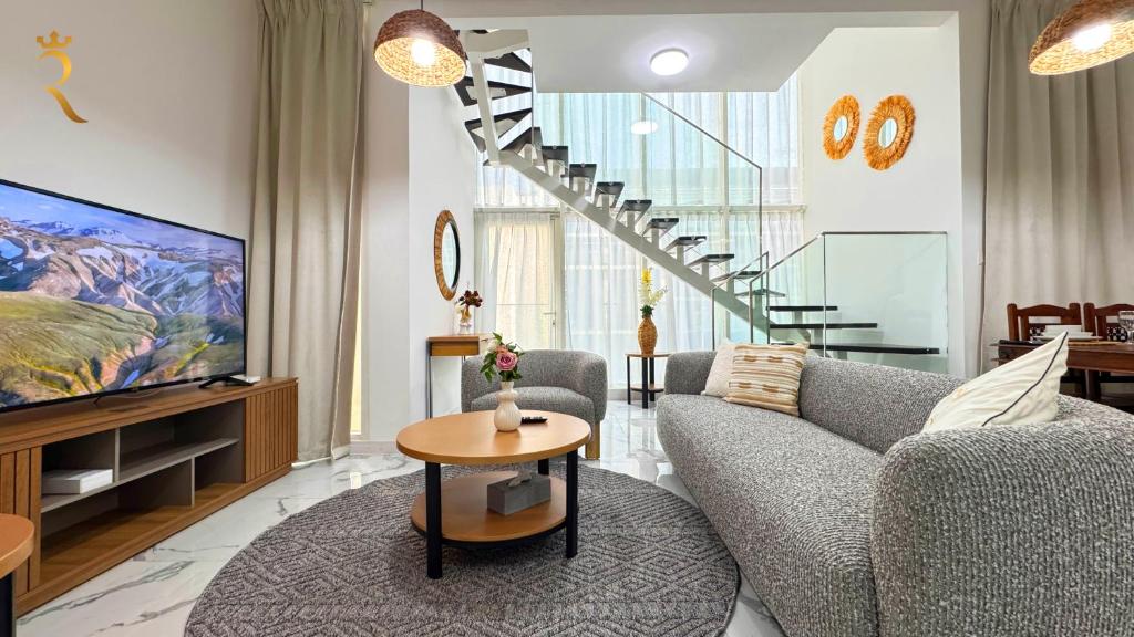 Refined 2BR Escape with Pool and Parking – Masdar