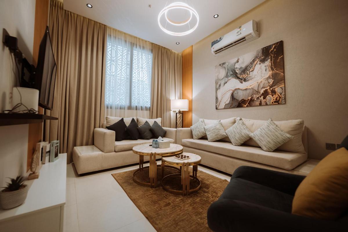 Riyadh luxury الياسمين 2
