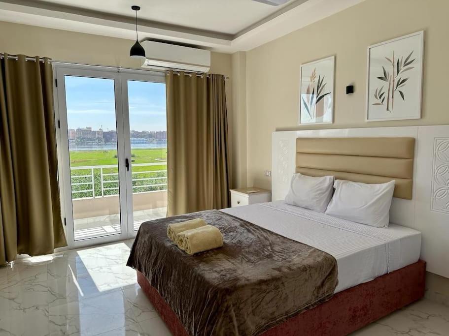 Royal Nile Suites – Nile View 1