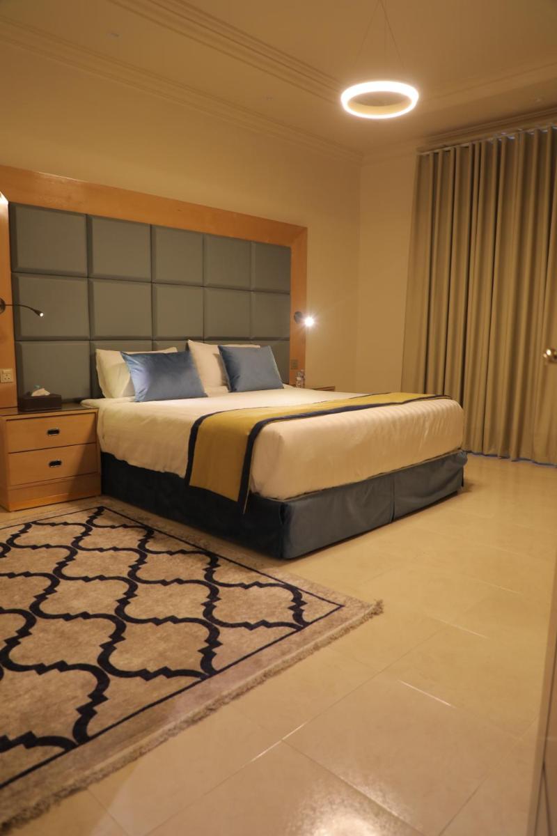 SAVOY APARTMENTS