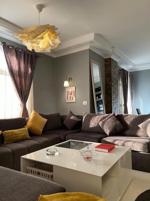 Shaikh Zayed Hotel Apartment