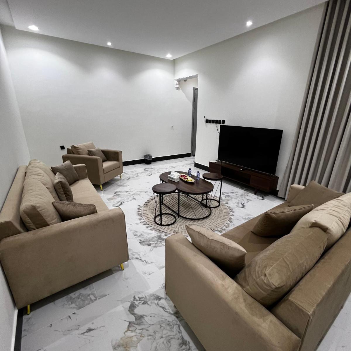 شقة فاخرة بغرفة نوم وصالة 10 Luxury APT