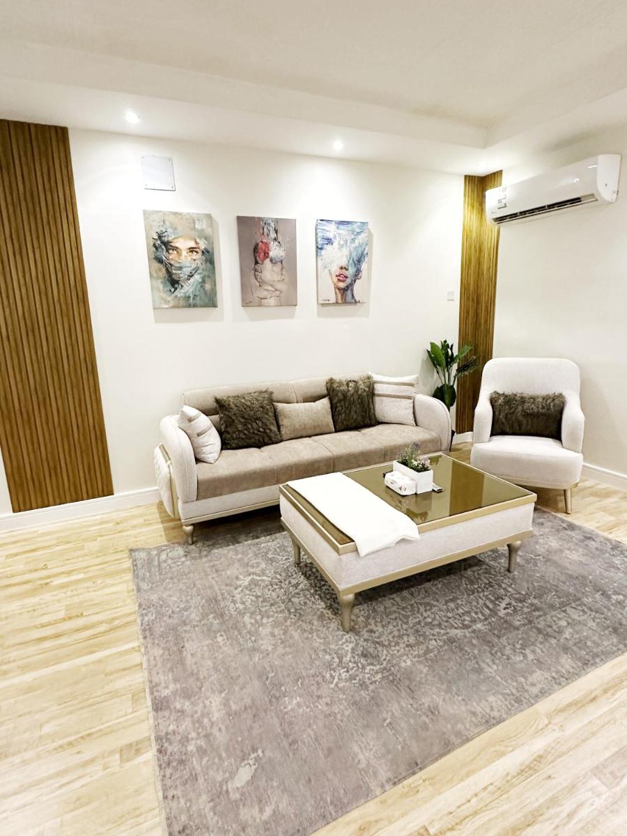 Luxury Apartment 1