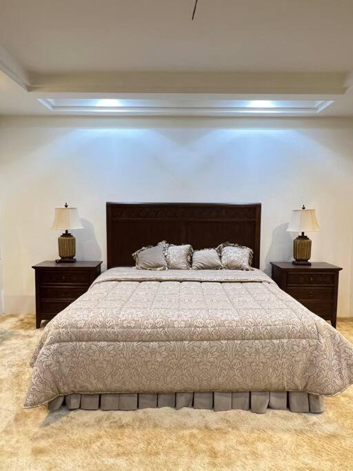 الساقية - شقة خاصة - قريبة عن الحرم