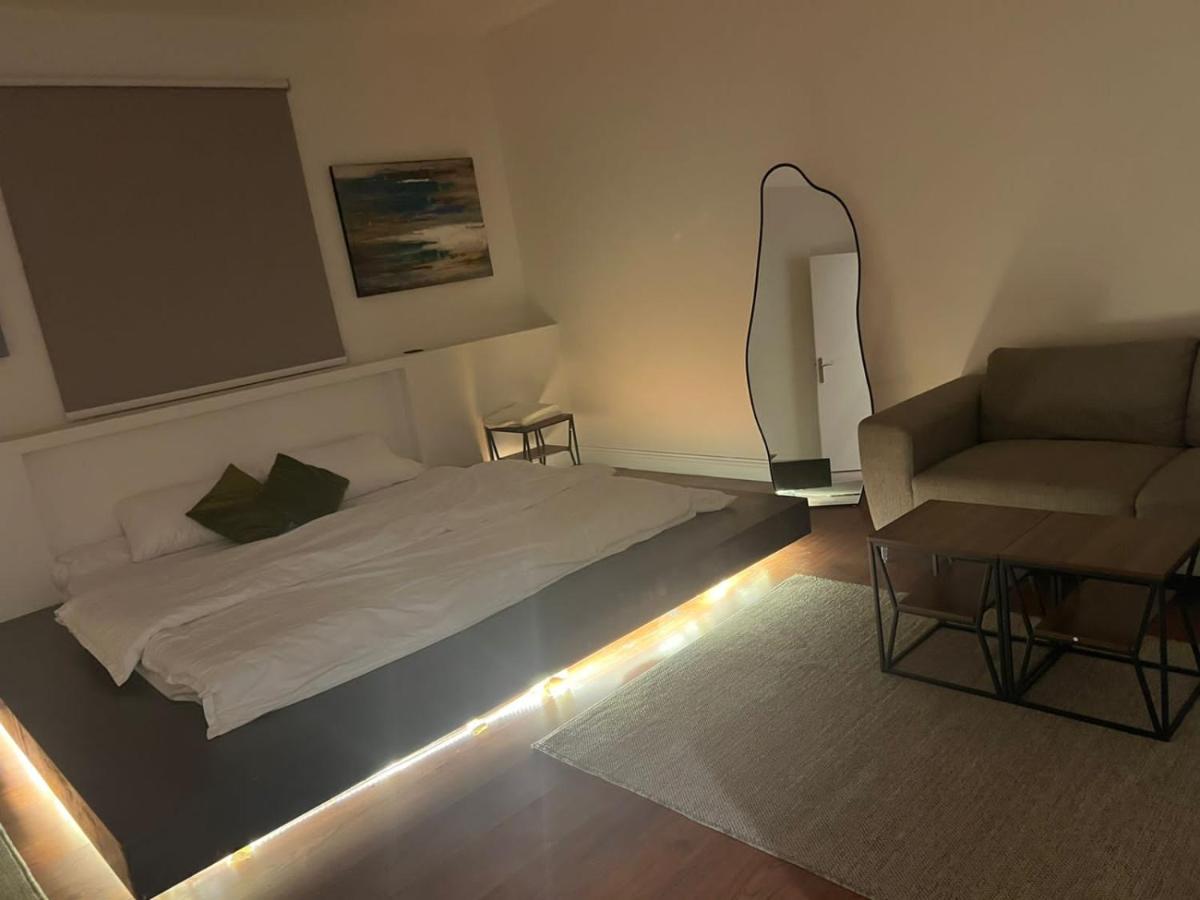 Modern One Bedroom Apartment in Al Malga