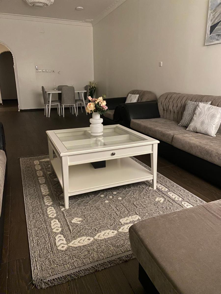 شقة عائلية في المدينة