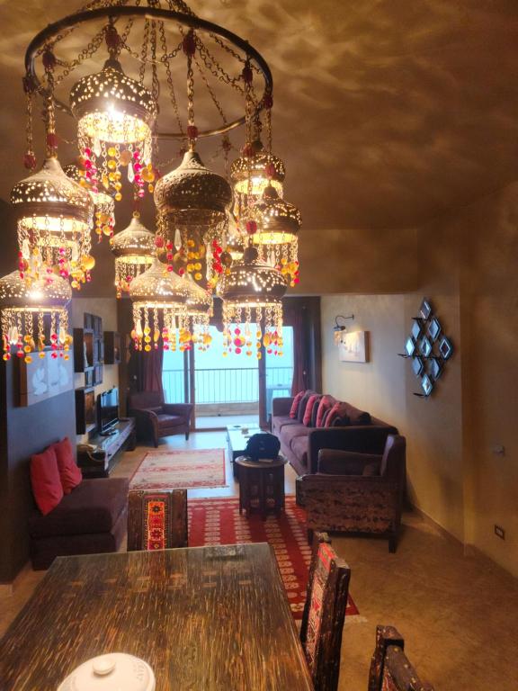 Sinbad’s Sea Cave – Families Only
