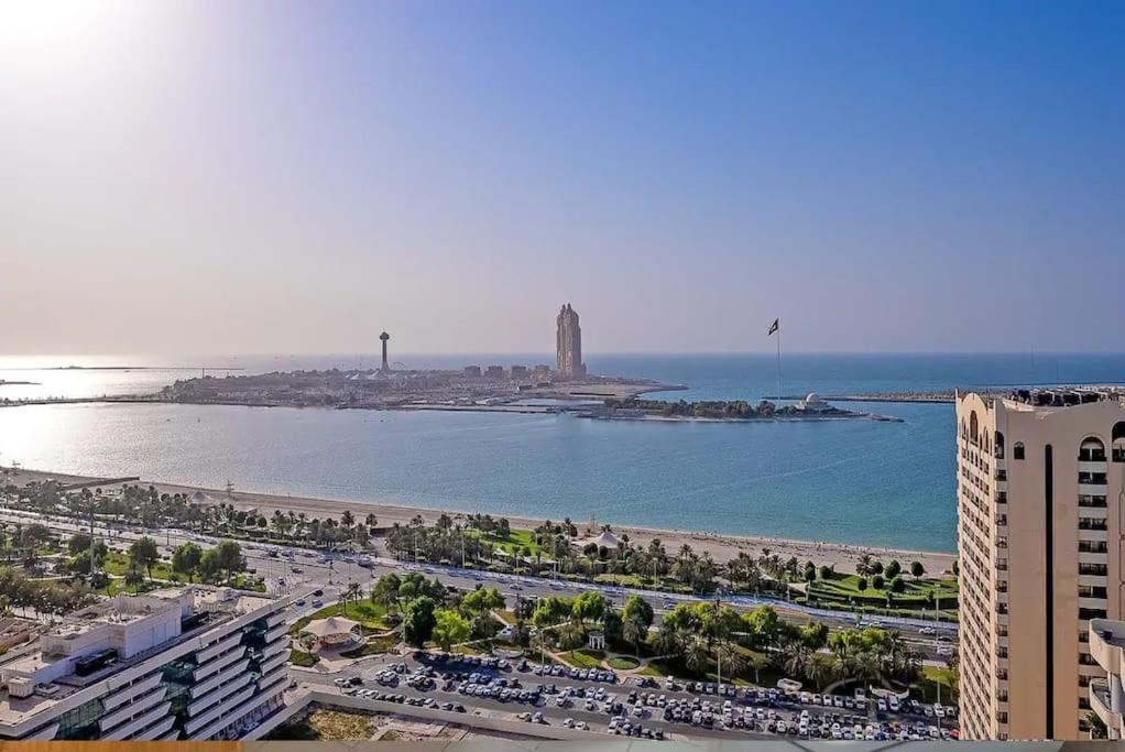 SPACIOUS 3 Bedroom Apartment (Sea View)