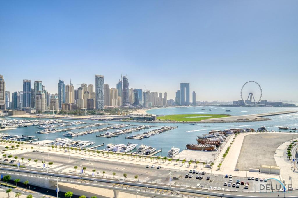 Splendid 2BR at Sunrise Bay Tower 1 Emaar Beachfront Dubai Marina by Deluxe Holiday Homes