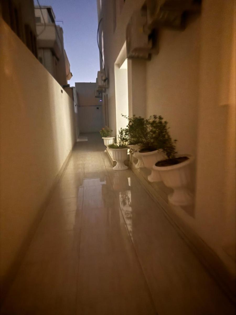 استديو دخـول ذاتي
