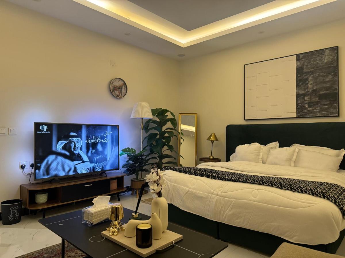استديو فندقي في حي الملقا Apartment in Al Malqa