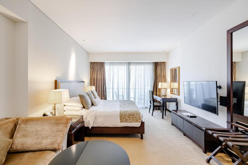 Studio Marina View with Direct Access to Marina Mall
