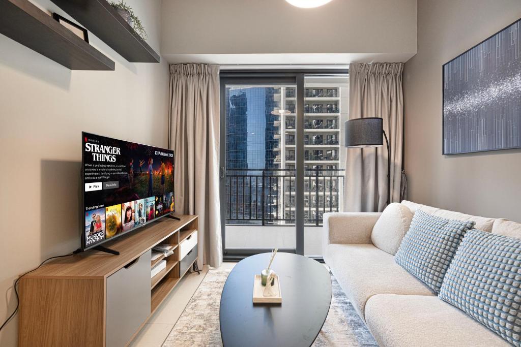 Stunning 1BR with City View – Zada Tower, Business Bay