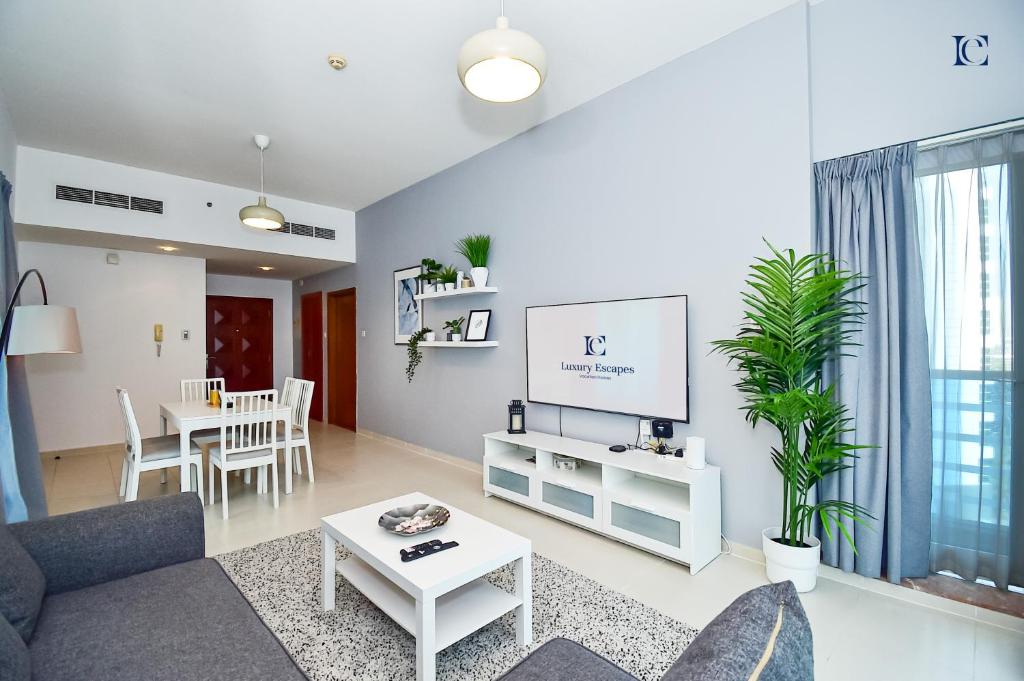 Luxury Escapes – Stylish 1BR Apartment – Close to Metro in Dubai Marina – Cascade Tower