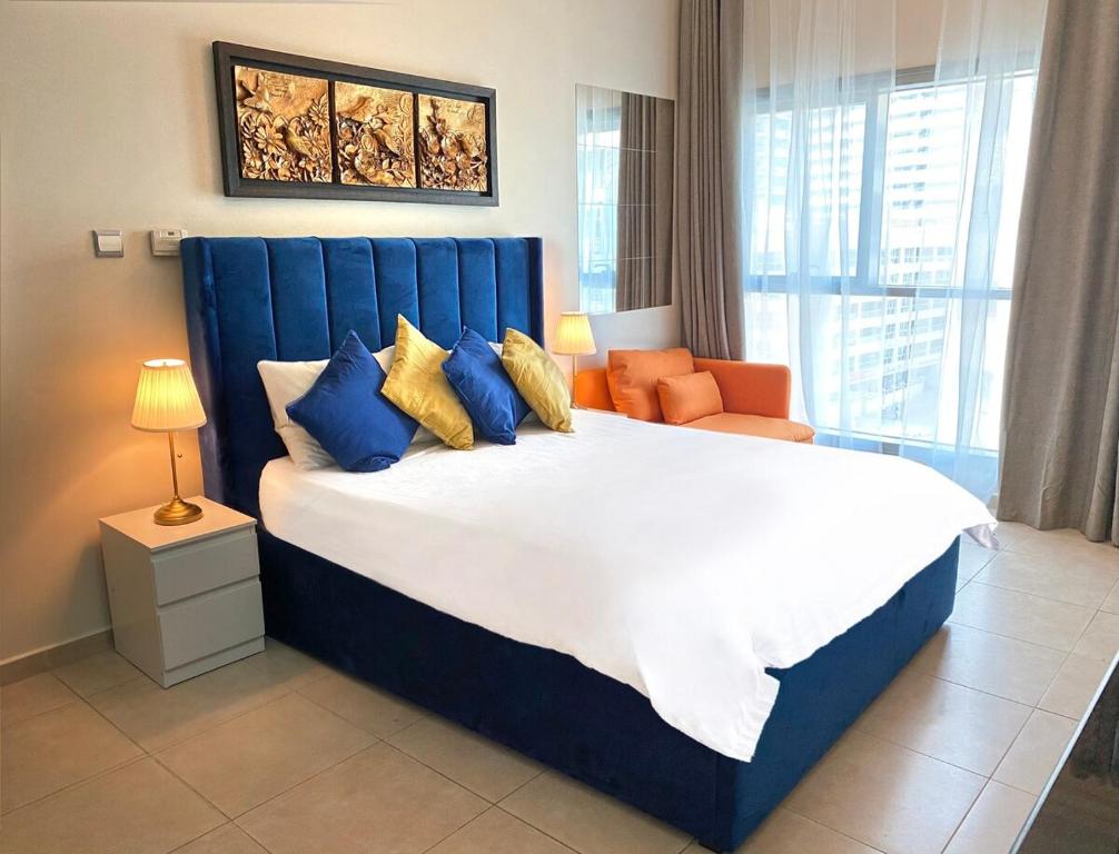Stylish Studio in Dubai Marina near Beach and Metro Z614