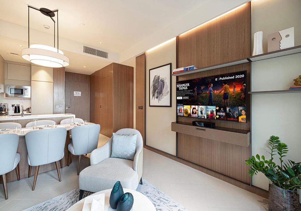 Luxurious 2BR at Address Opera with Boulevard Views
