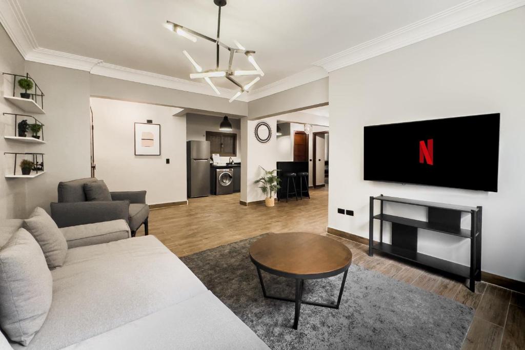 The Gorgeous Graphite 2BDR 5min to CAI Airport