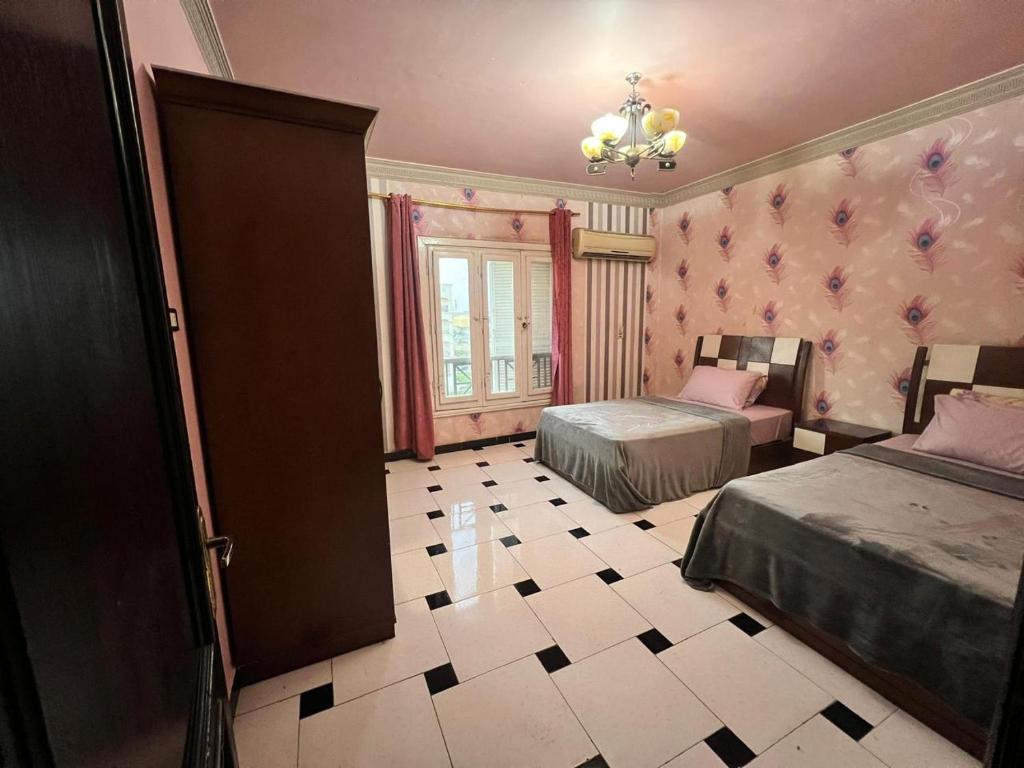 Double Room-Female Only-Garden View-The Queen home