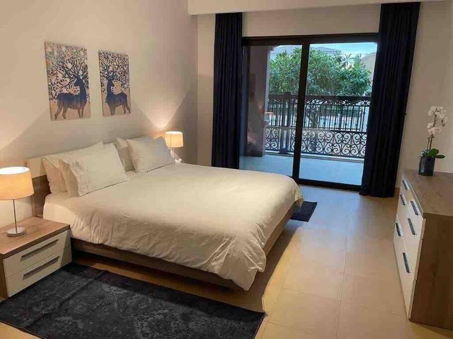 Three bedroom apartment in Saadiyat district