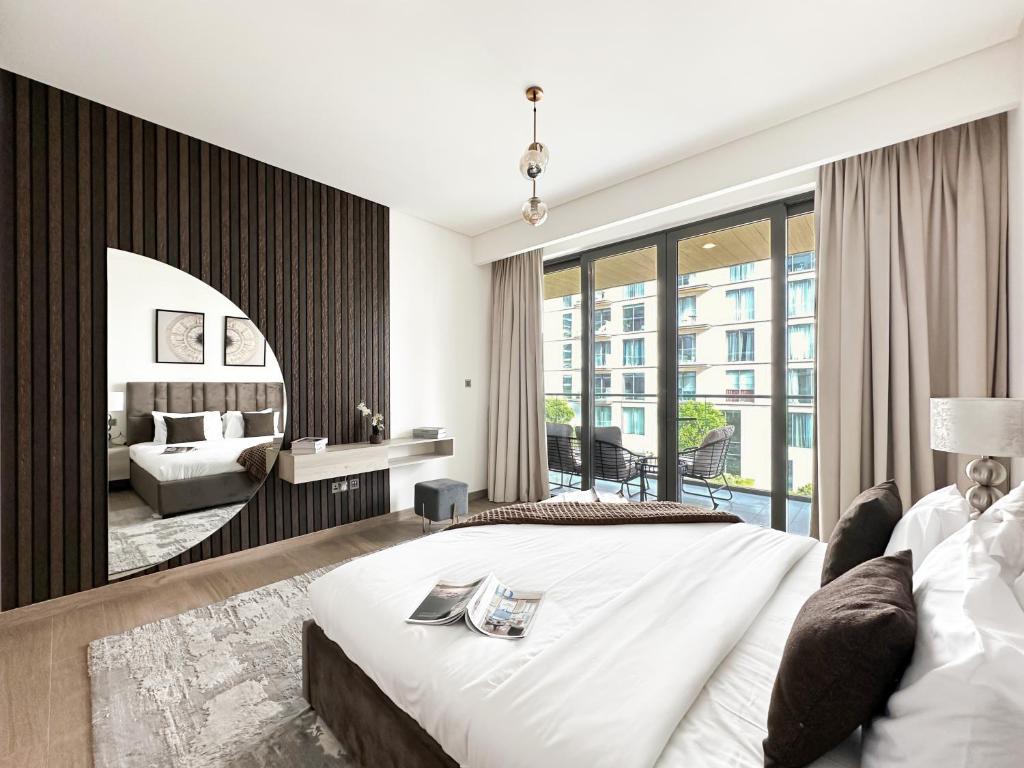 Trophy - Casa Encantadora Suites